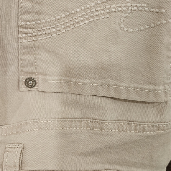 Ladies blush cotton stretch Jean - Picture 5 of 8